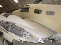 - Beech 18S