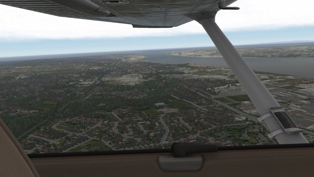Cessna_172SP_47.thumb.jpeg.1b561e9dfe01b2cee641c1f9d783ff7c.jpeg